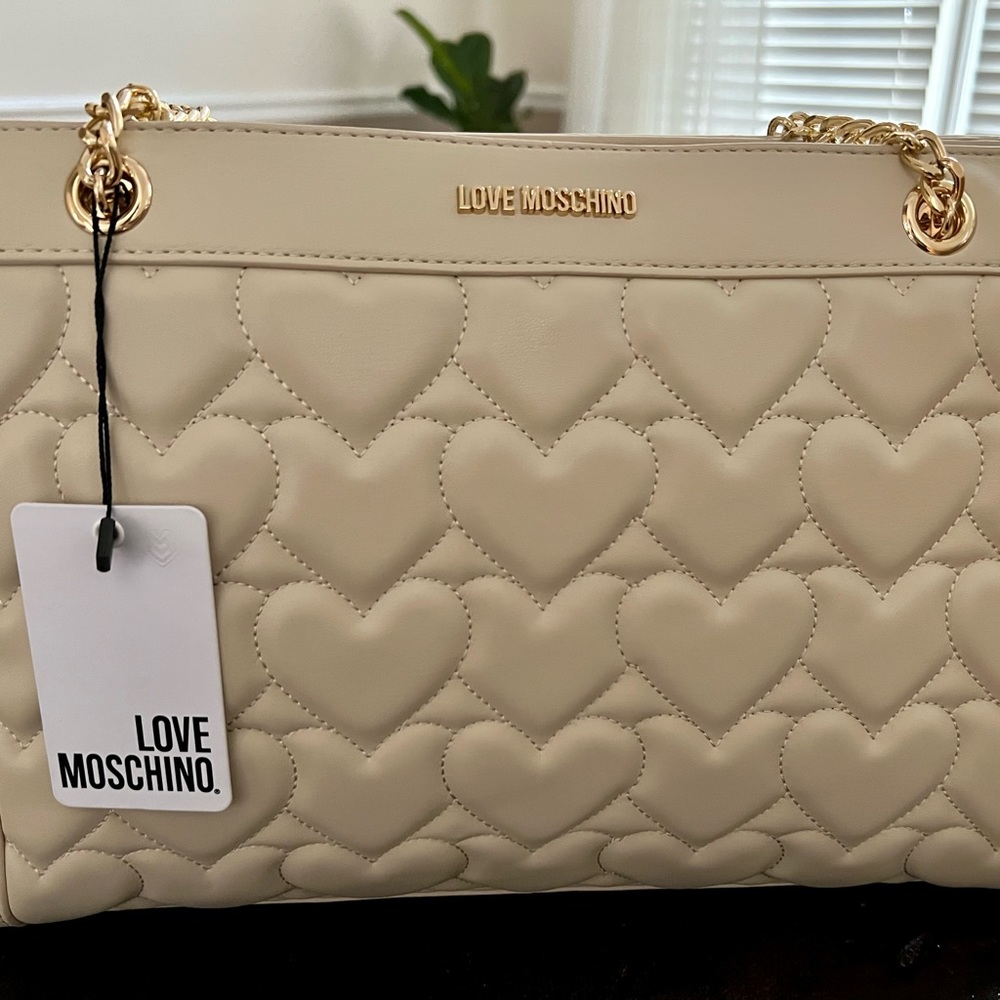 Hand bag